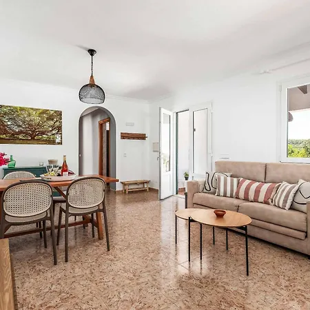 Biel Villa